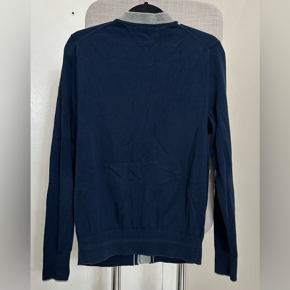 Button down Cardigans - Picture 2 of 3